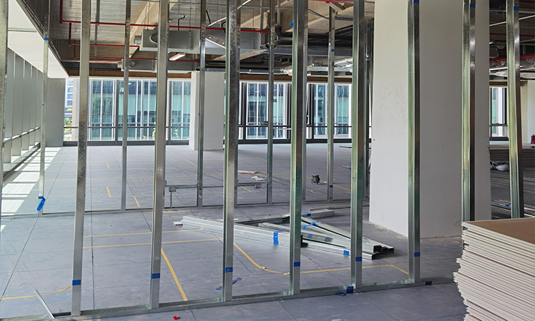 閔行外企海道爾夫?qū)嶒?yàn)室設(shè)備公司辦公室裝修施工