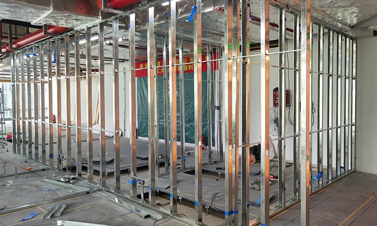 閔行外企海道爾夫?qū)嶒?yàn)室設(shè)備公司辦公室工地