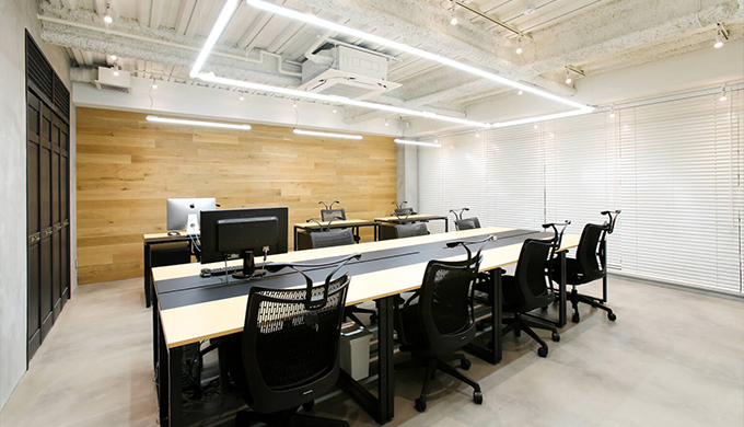 自然開放明亮的辦公室 自然開放明亮的辦公室