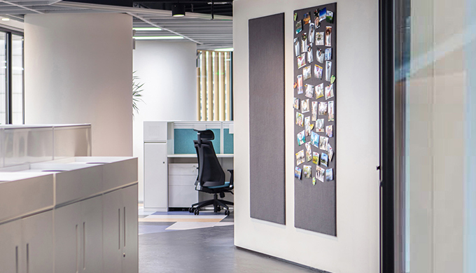 上海現(xiàn)代風(fēng)格互聯(lián)網(wǎng)公司辦公室如何裝修