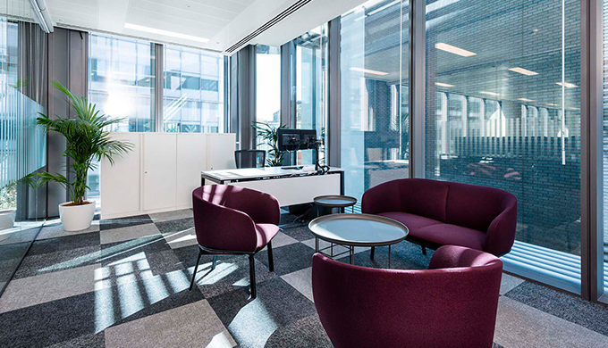 上海徐匯較符合客戶審美的科技類辦公室裝修設計方案